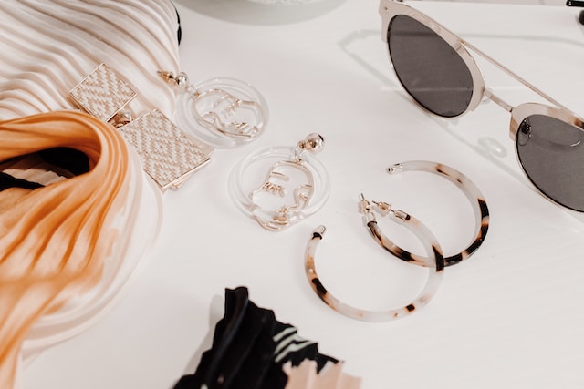 The Do's and Don'ts of Accessorizing